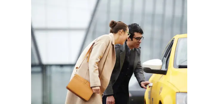 Tire’den İzmir Havalimanı’na Kolay Ulaşım: Tire Park AVM Taksi ile Havaalanı Transfer Rehberi